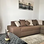 Luxury Mountain View Apartment